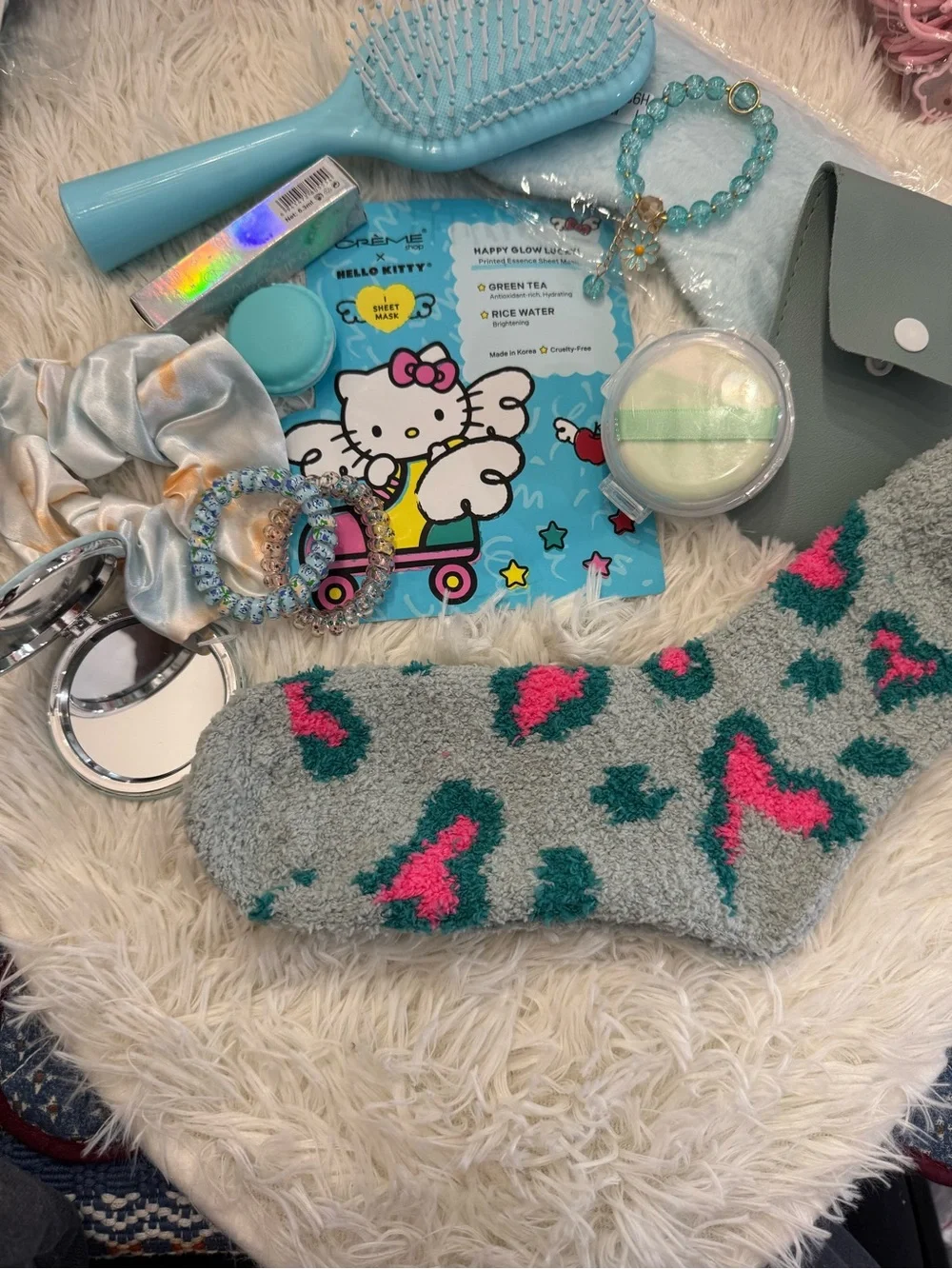 Beauty relaxation bundle gift bag ready for a gift 13 items